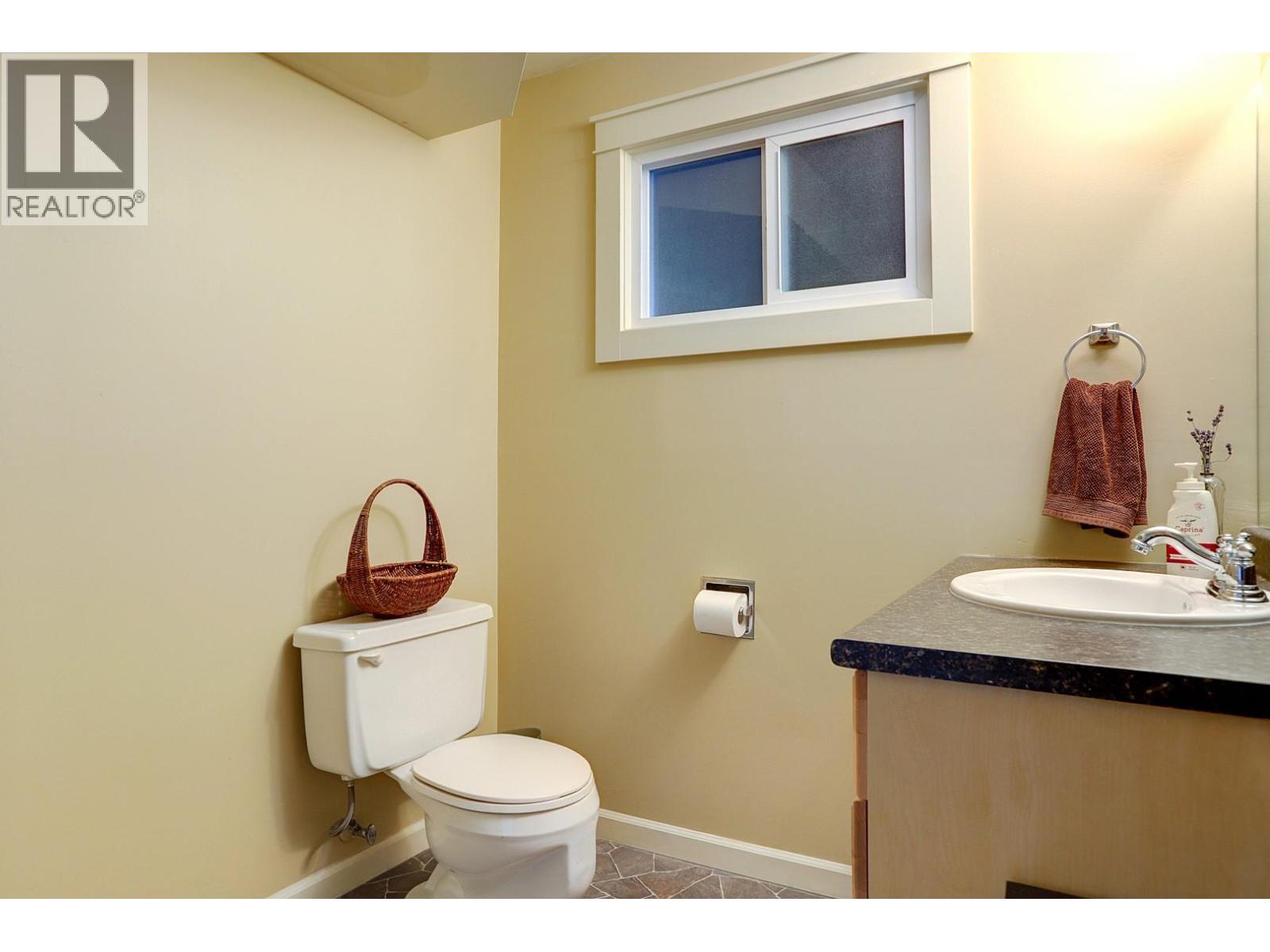 8308 Kalview Drive - 27
