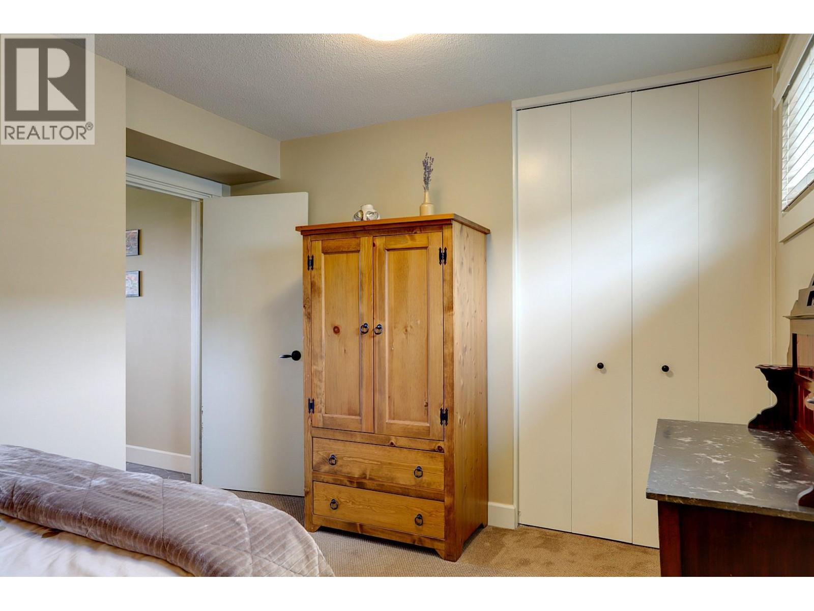 8308 Kalview Drive - 71