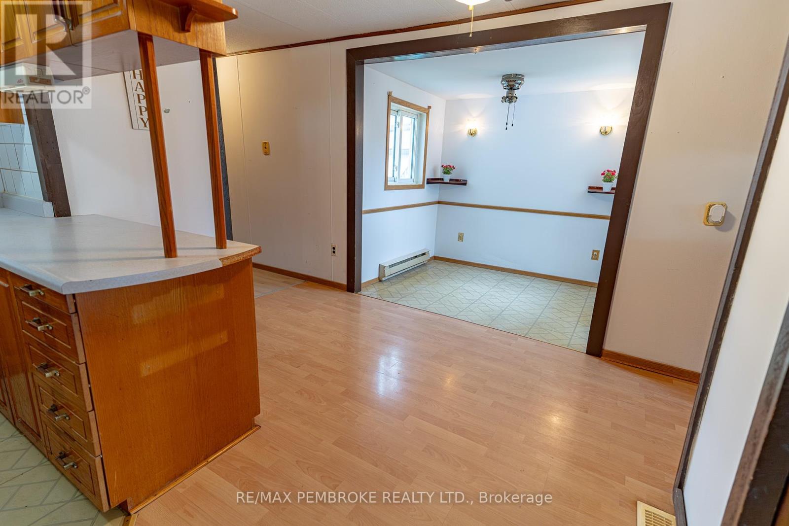 94 PINEHURST ESTATES - 13