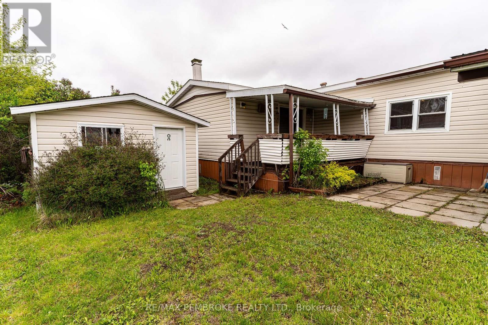 94 PINEHURST ESTATES - 5
