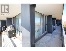 806 - 135 Antibes Drive, Toronto, ON M2R2Z1 Photo 12