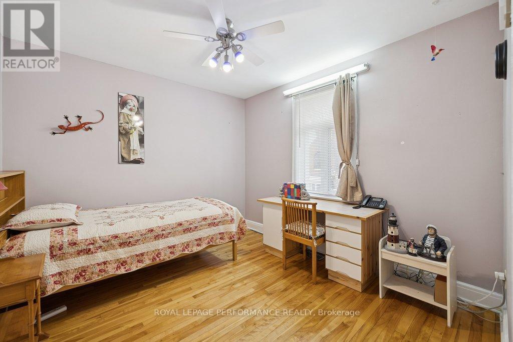 525 KIRKWOOD AVENUE - 24