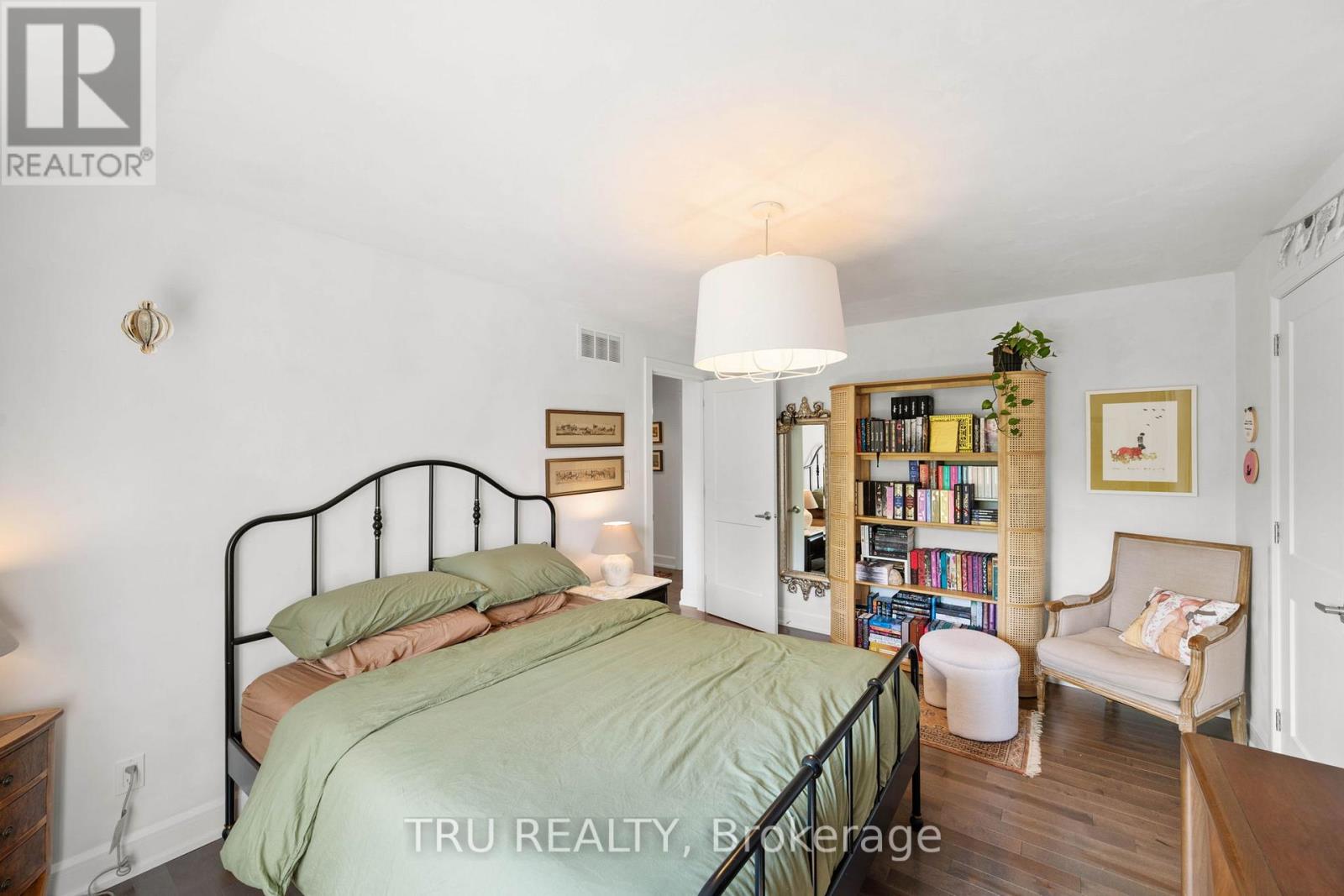 64 STEVENSON AVENUE - 31