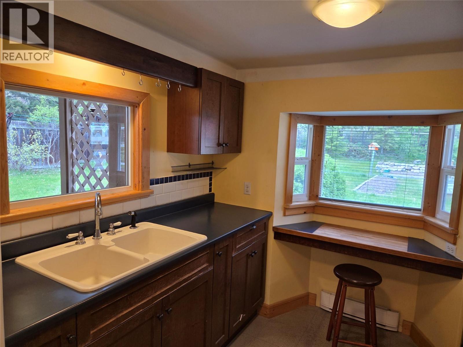 1064 Richter Avenue - 2
