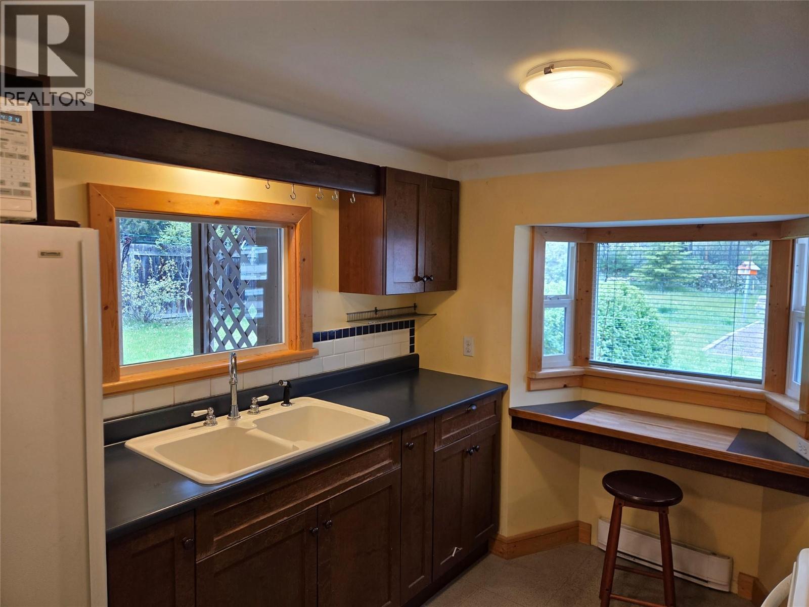 1064 Richter Avenue - 4