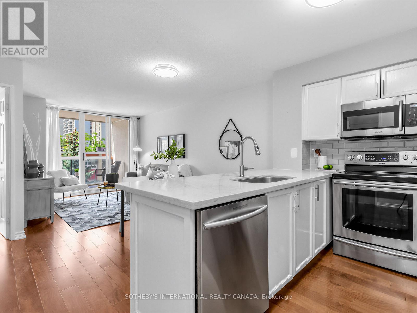 #307 225 MERTON STREET - 5