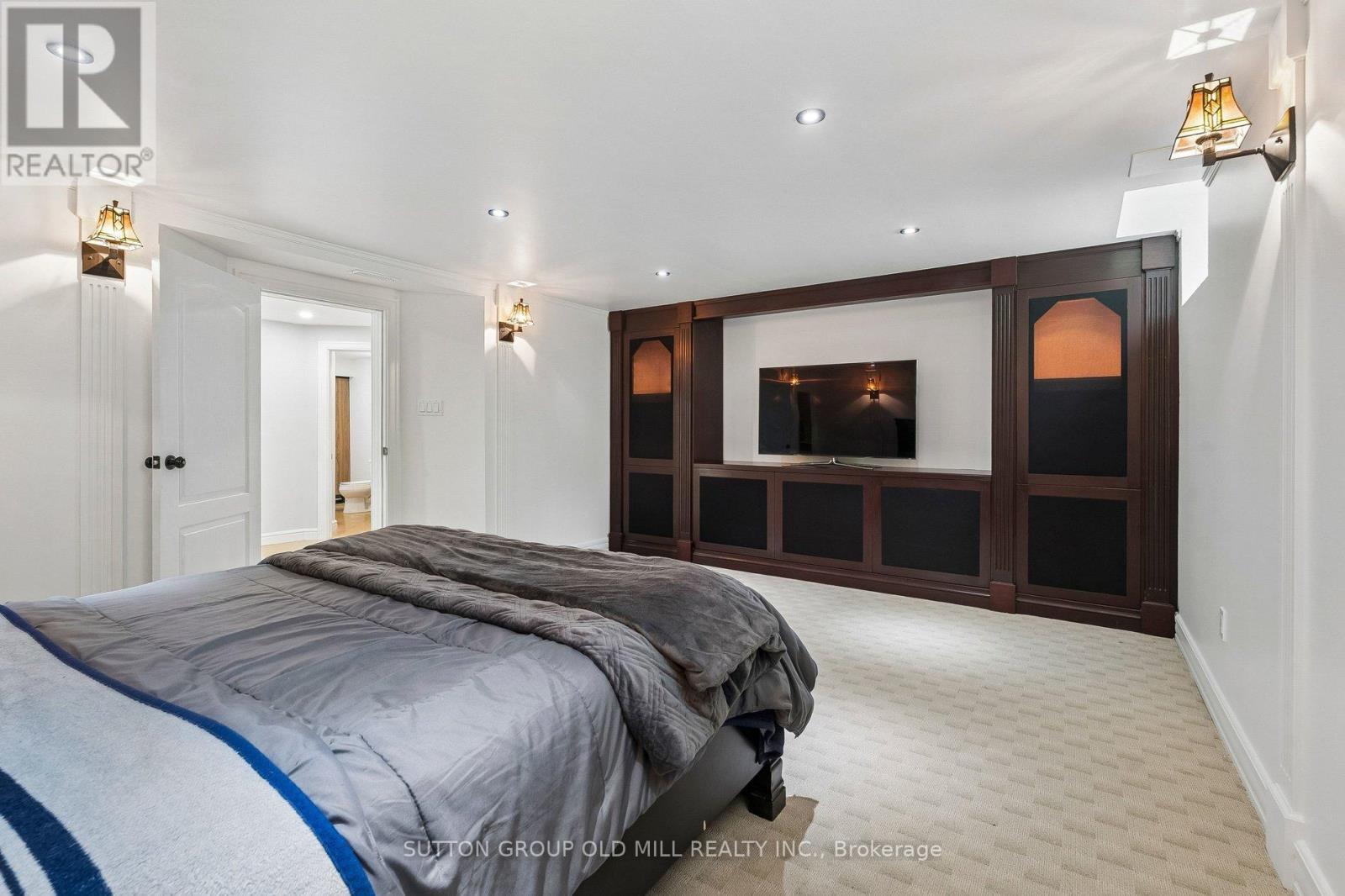7 ROLLING MEADOW DRIVE - 28