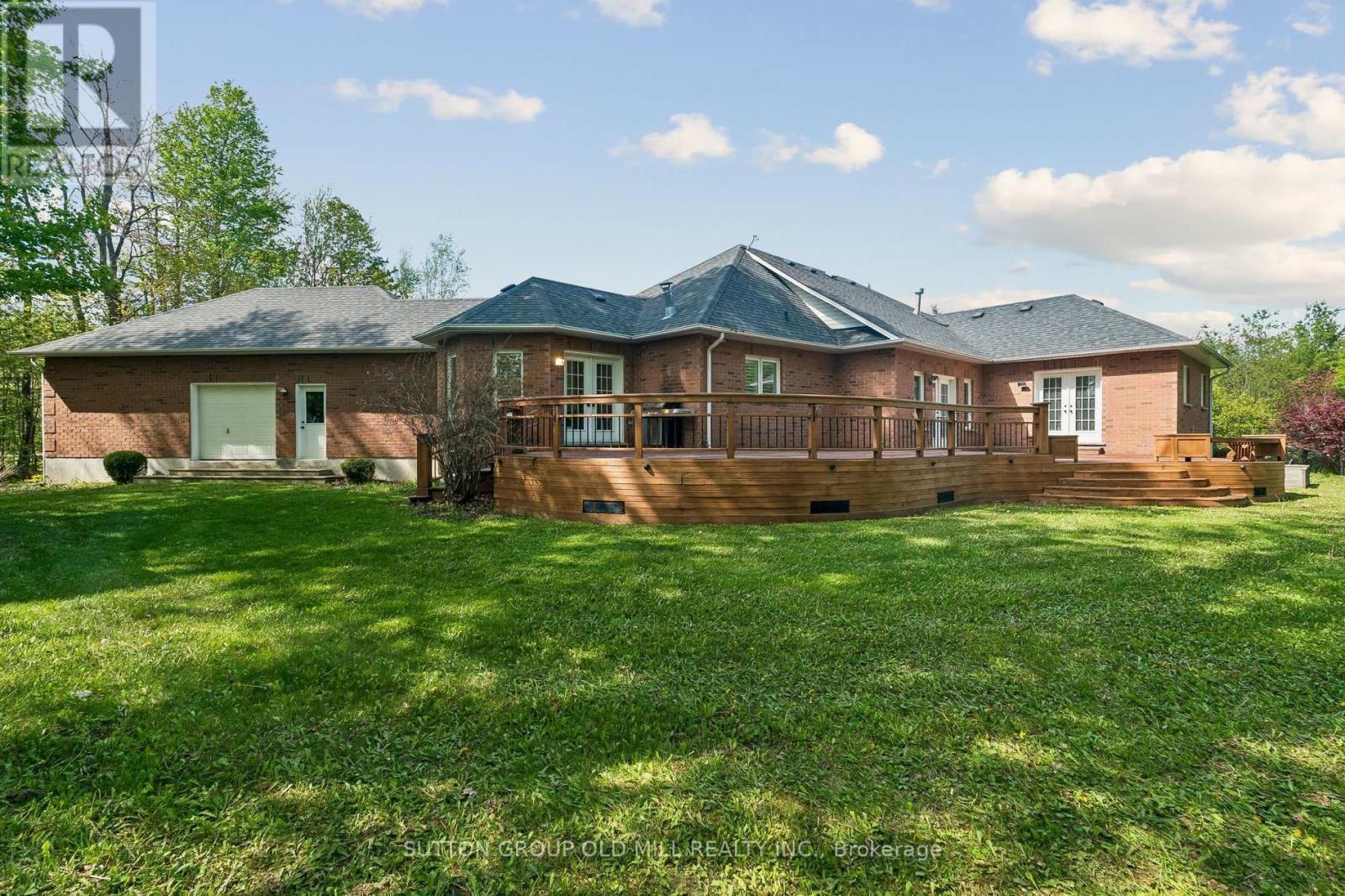 7 ROLLING MEADOW DRIVE - 47