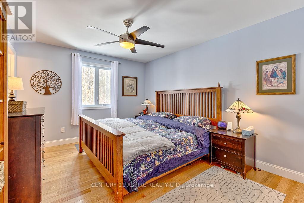 1576 GARDEN OF EDEN ROAD - 20