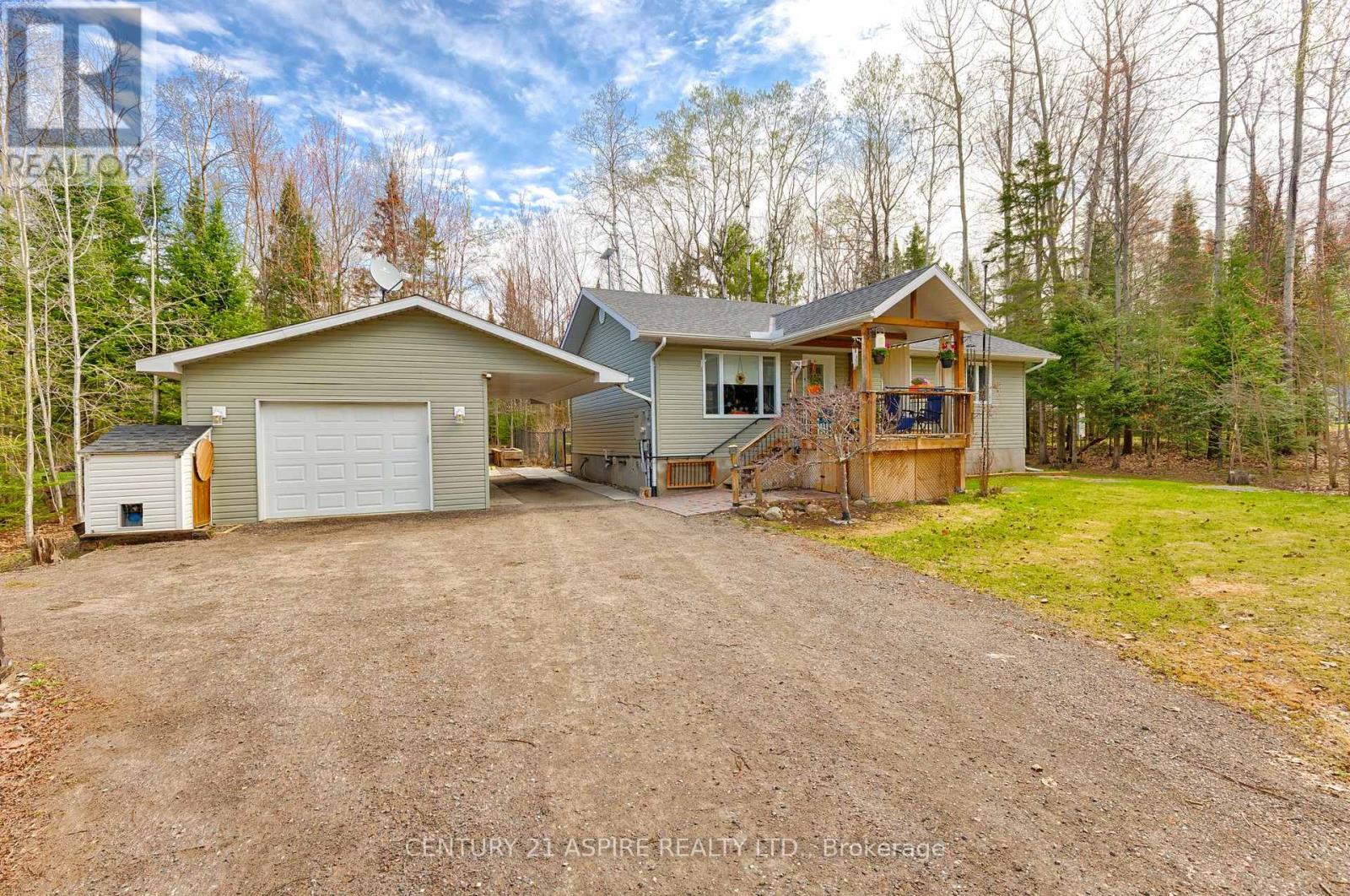 1576 GARDEN OF EDEN ROAD - Image 2