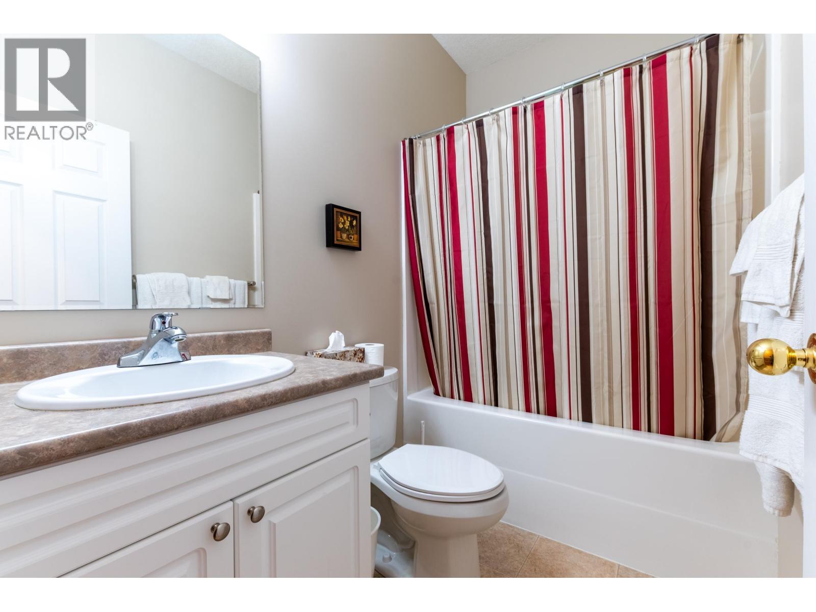 6946 CHARTWELL CRESCENT - 24