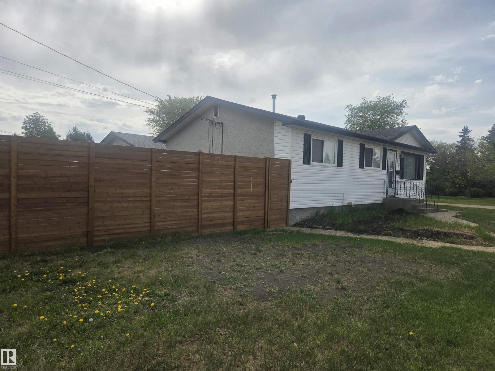 13529 69 ST NW - Image 3
