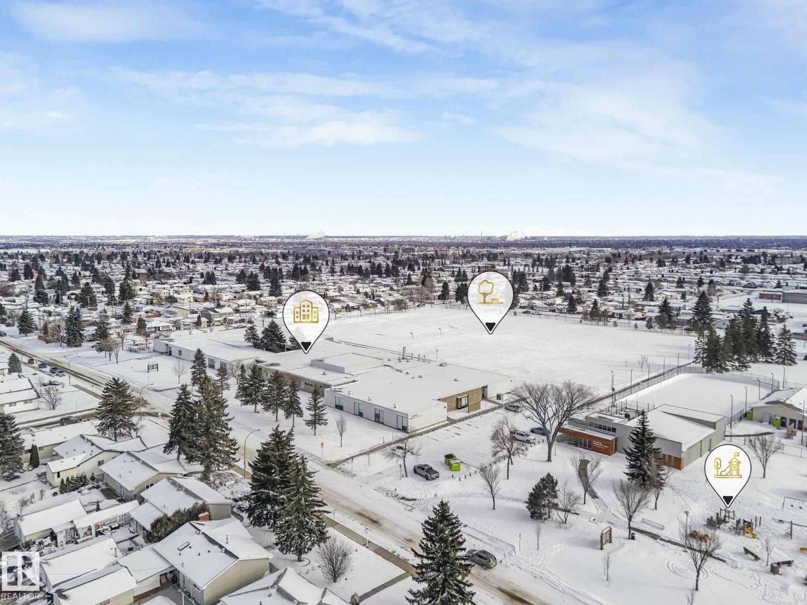 13529 69 ST NW - 42