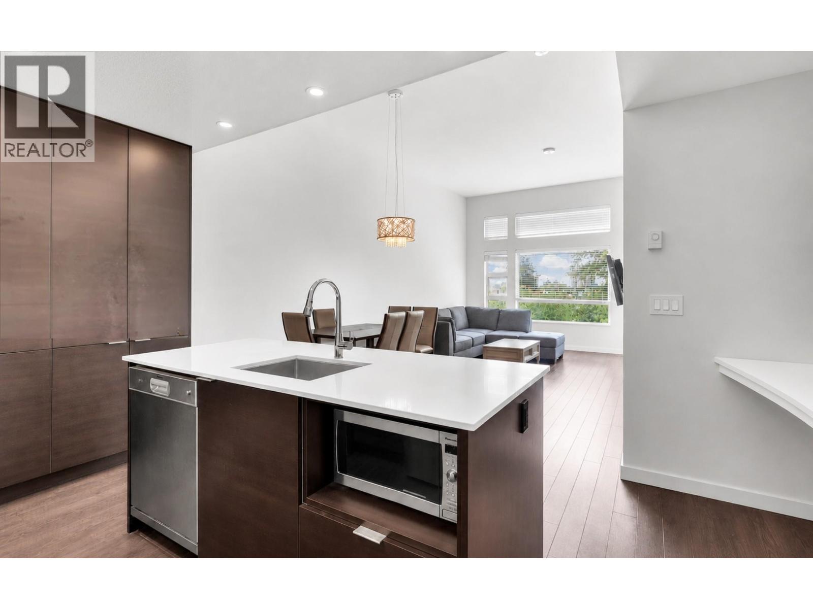 508 1677 LLOYD AVENUE — photo 3