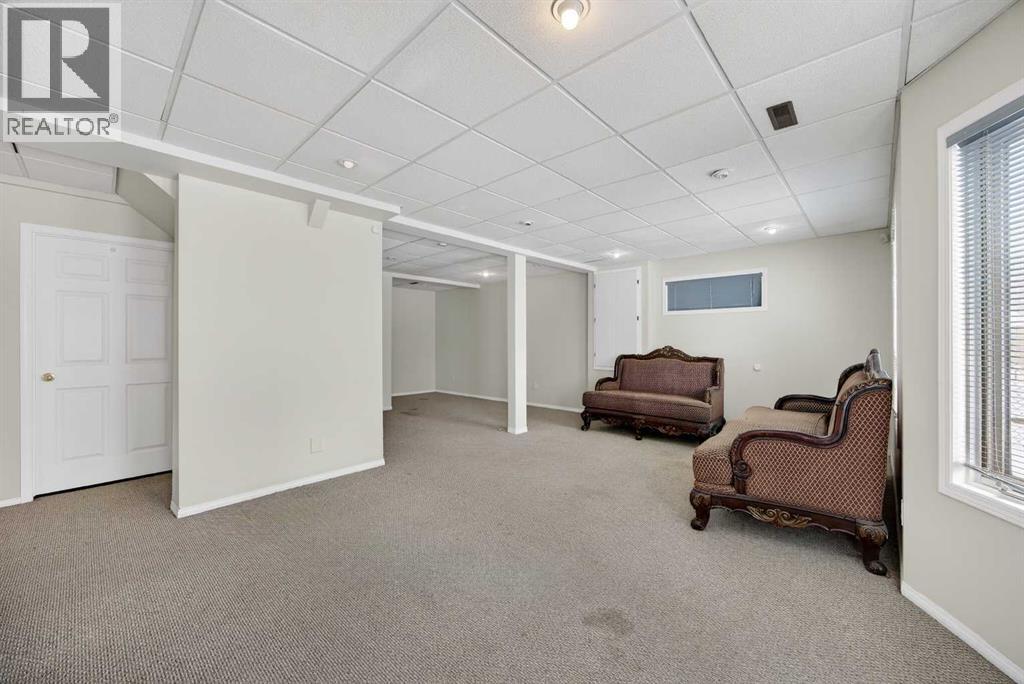 90 Hawkmount Green NW - 34