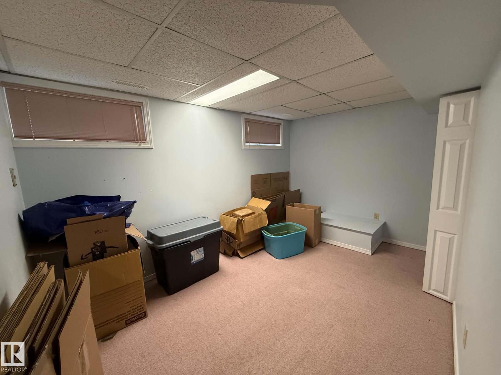 2812 35 ST NW - 33