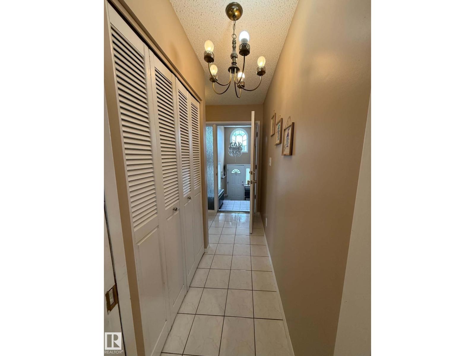 2812 35 ST NW - 6