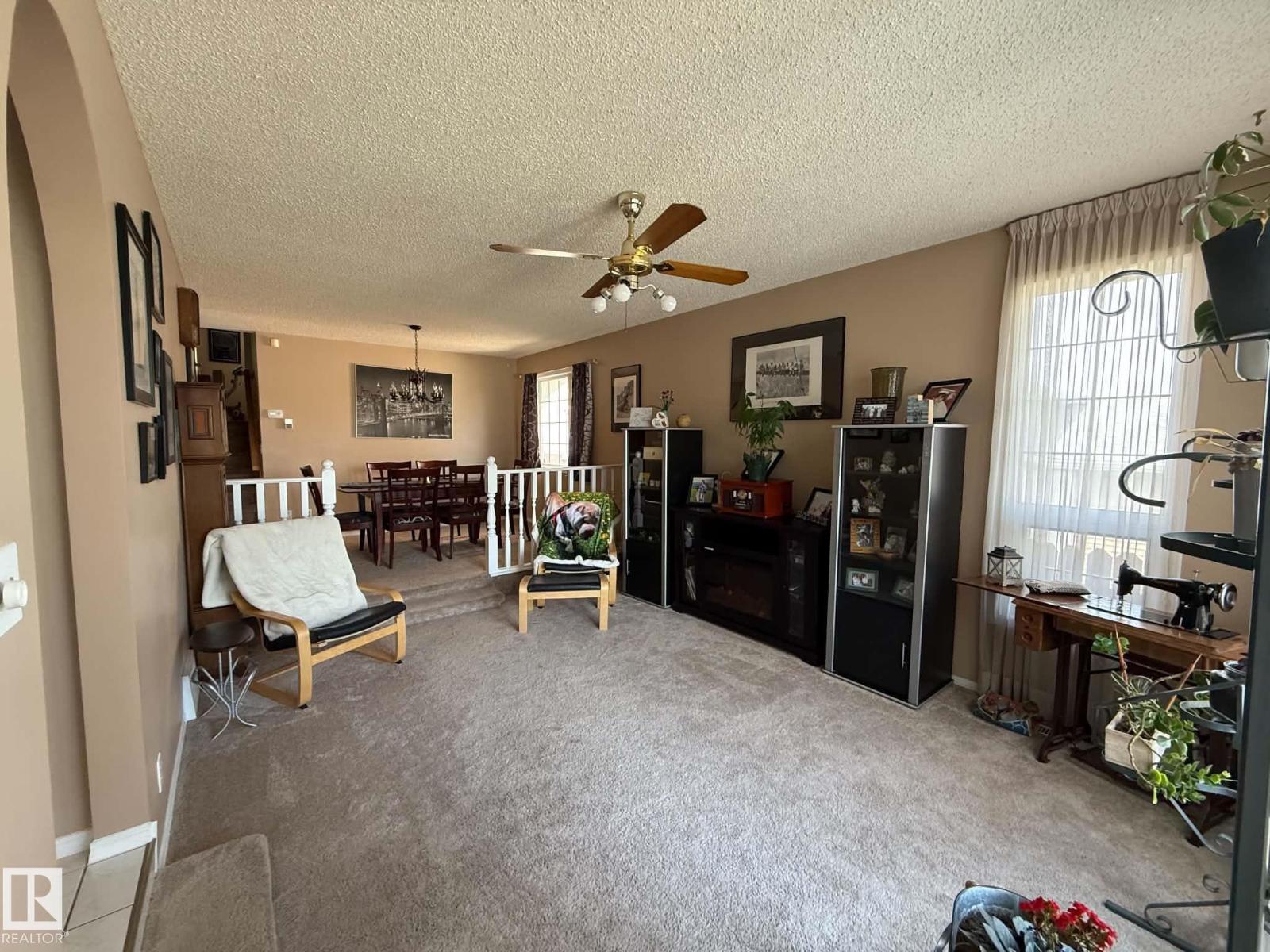 2812 35 ST NW - 7