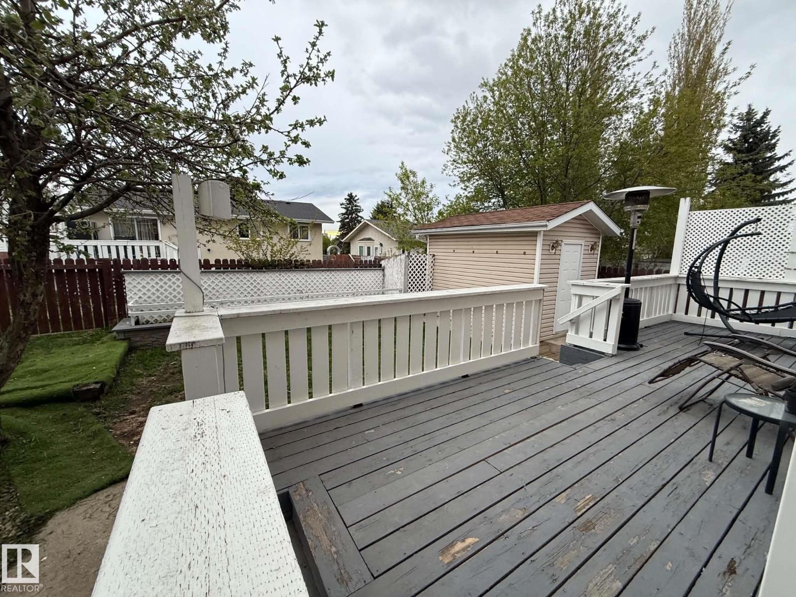 2812 35 ST NW - 44