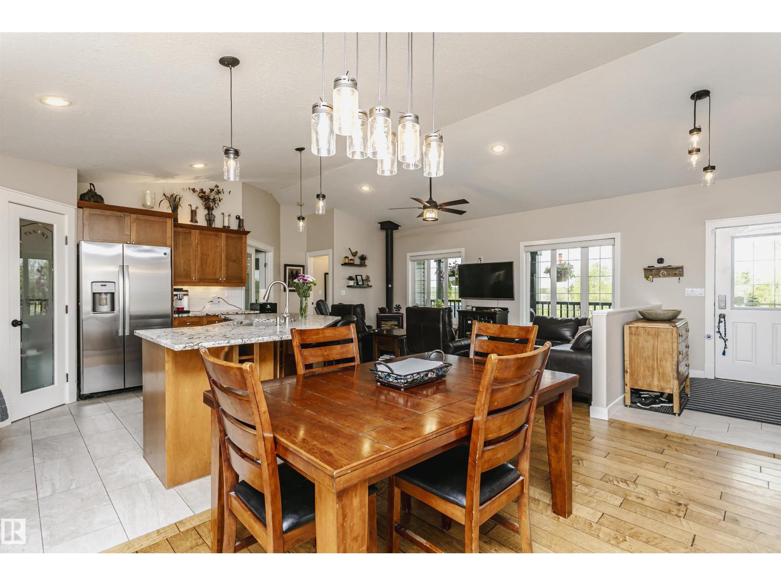 2208 TWP ROAD 534 - 17