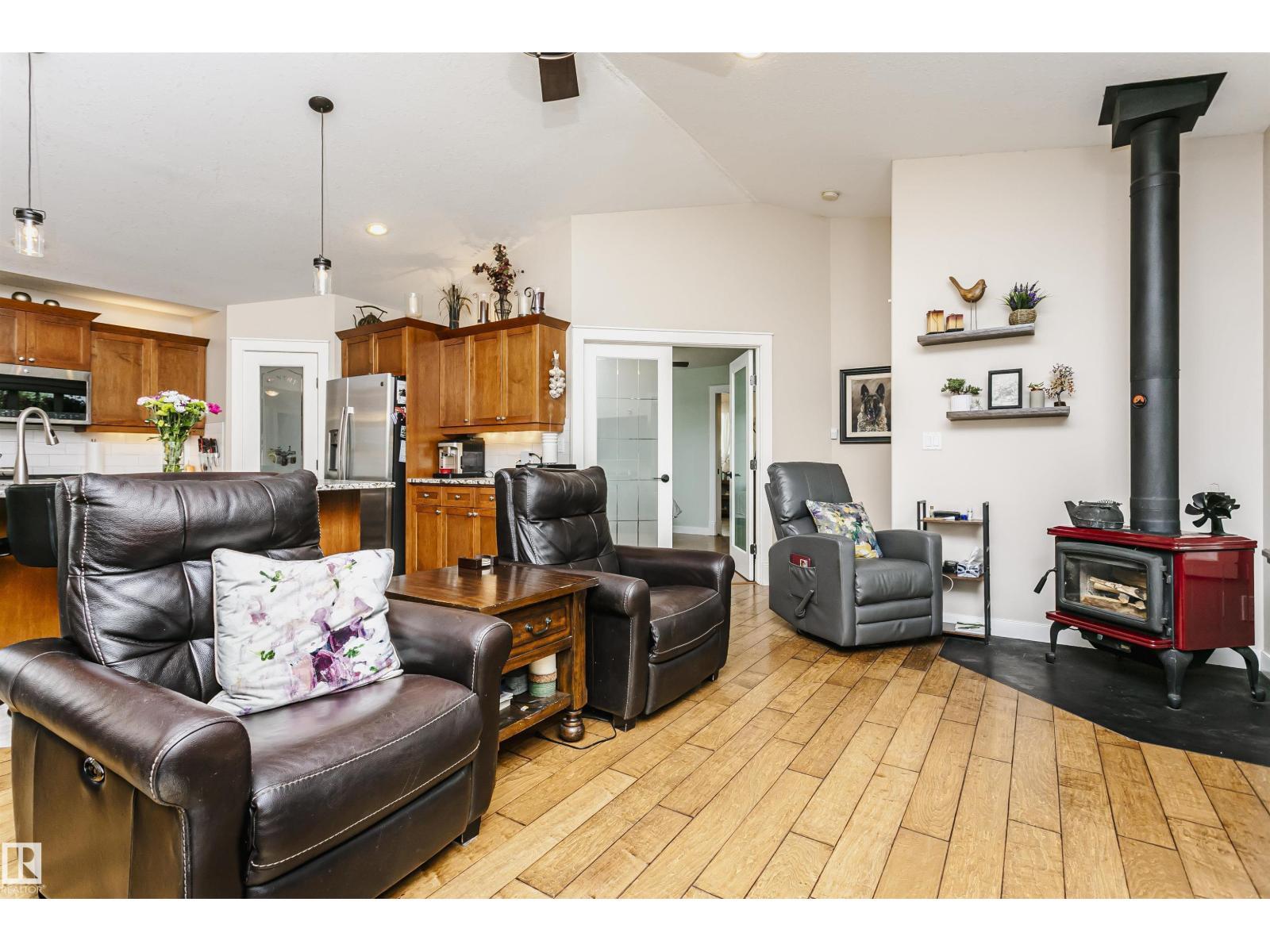 2208 TWP ROAD 534 - 9