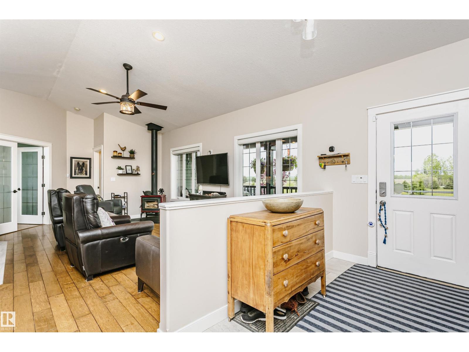 2208 TWP ROAD 534 - 4