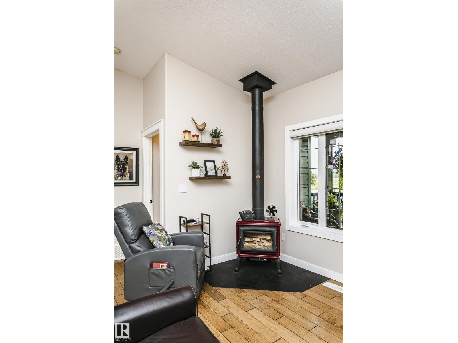2208 TWP ROAD 534 - 6