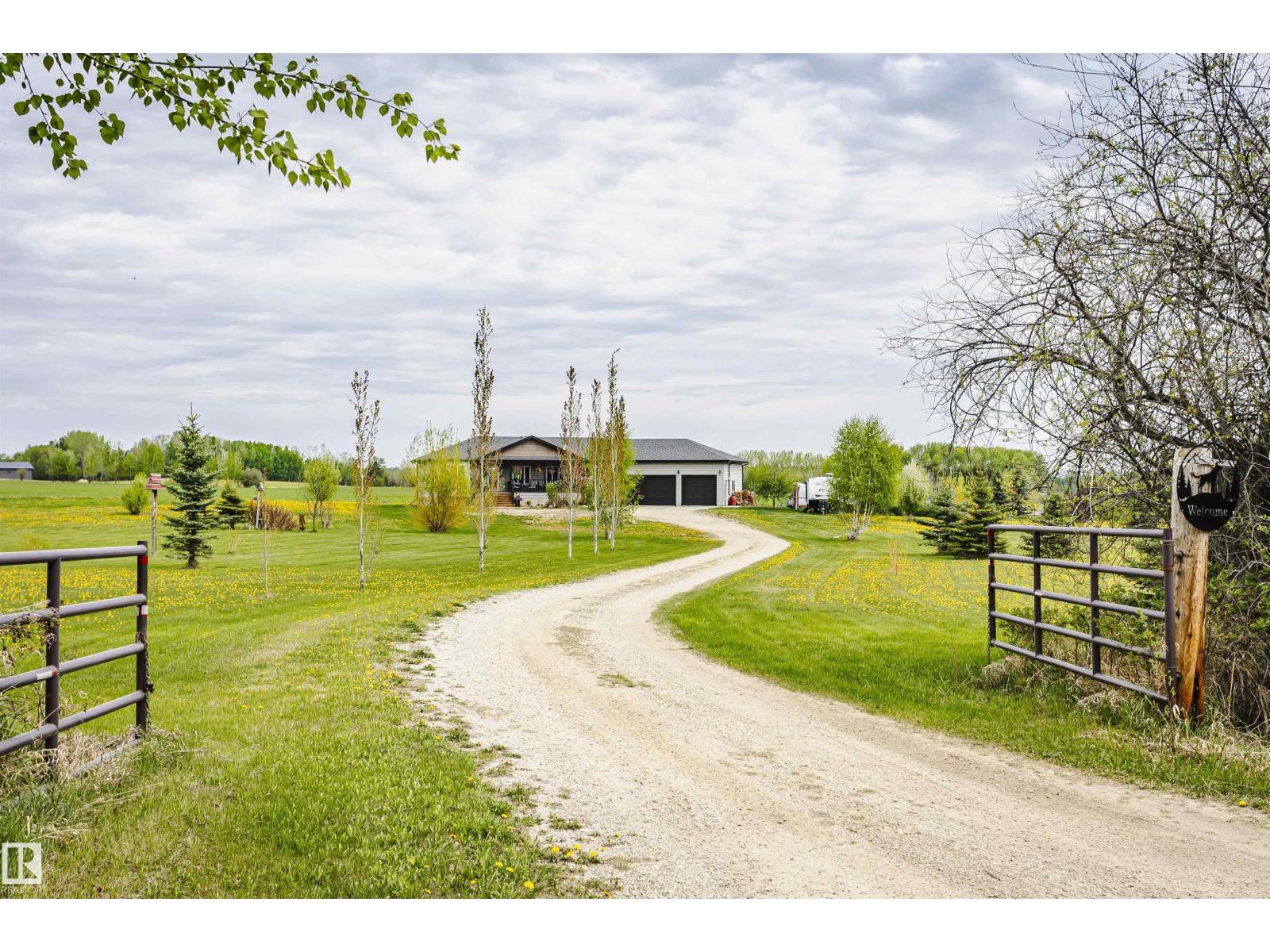 2208 TWP ROAD 534 - 65
