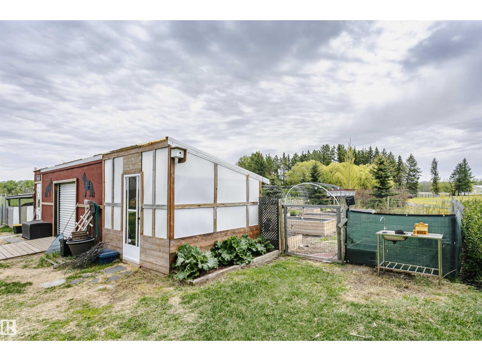 2208 TWP ROAD 534 - 50
