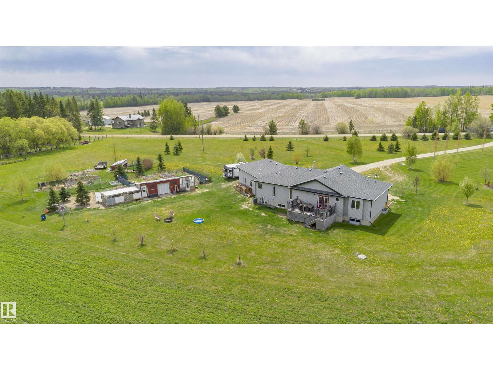 2208 TWP ROAD 534 - 57