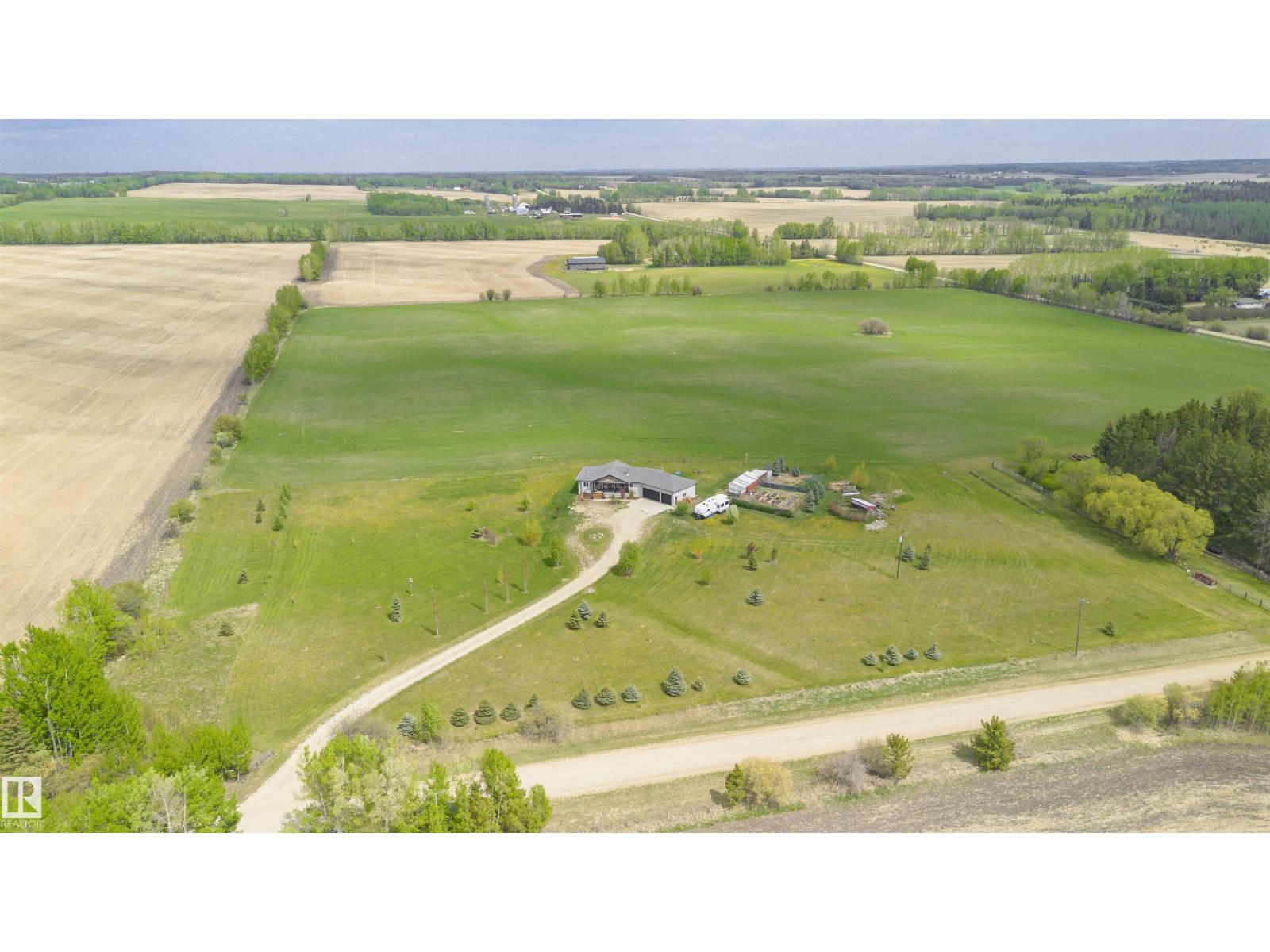 2208 TWP ROAD 534 - 59