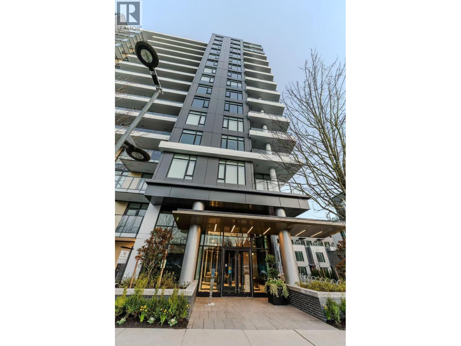 1203 6138 BIRNEY AVE