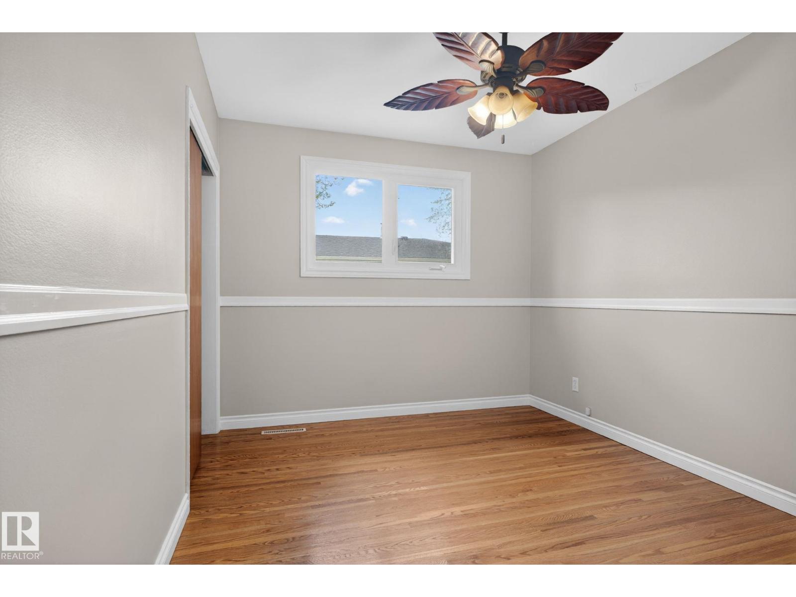 21 CYPRESS AV — photo 22