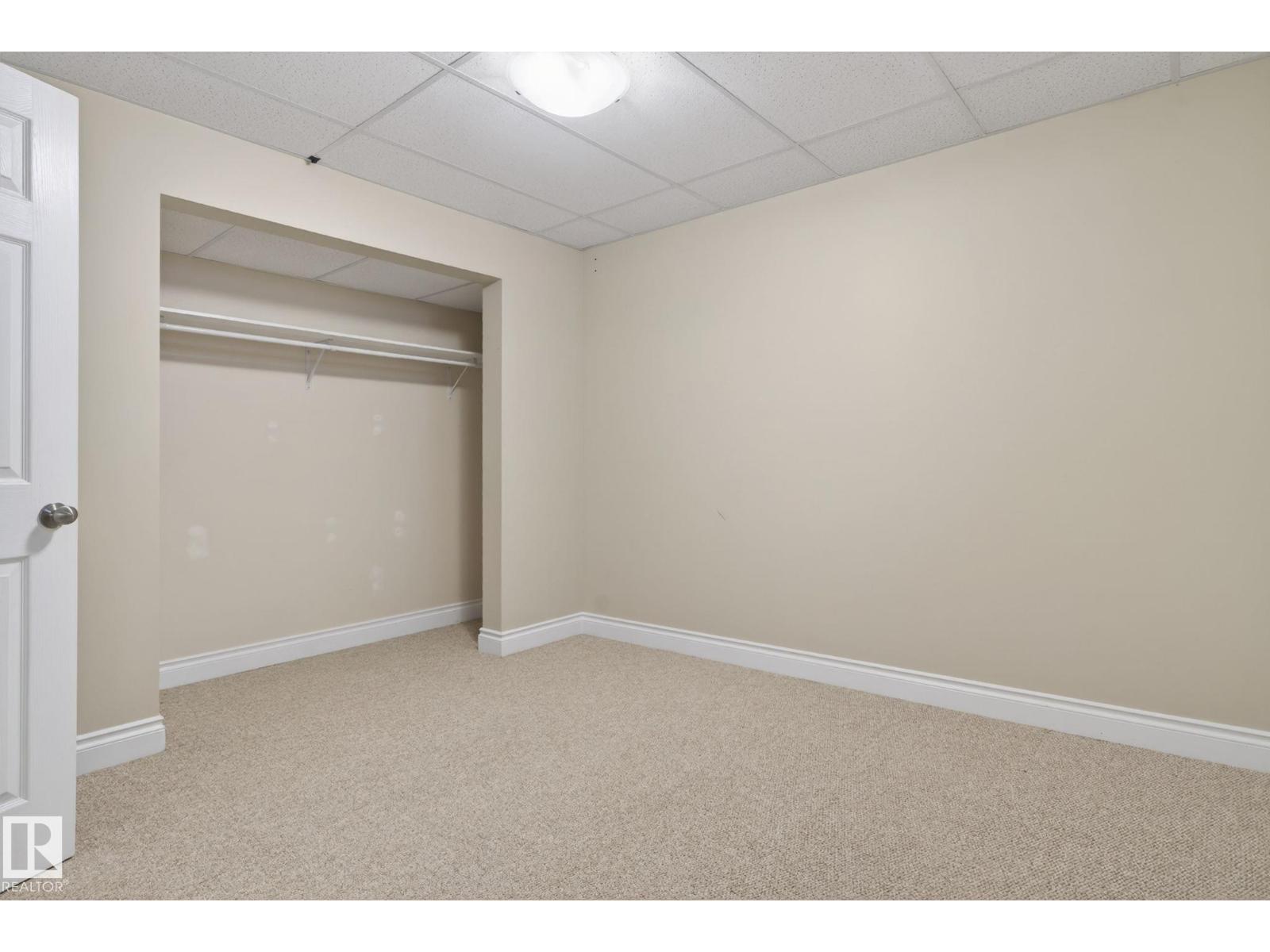 21 CYPRESS AV — photo 31