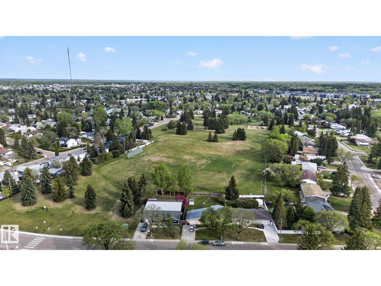 21 CYPRESS AV — photo 55