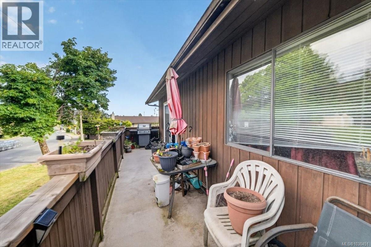 700 Stancombe Rd - 19