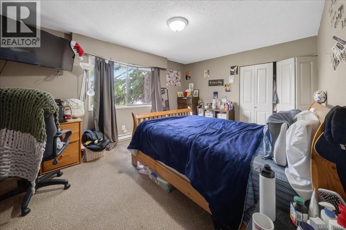 700 Stancombe Rd - Image 3
