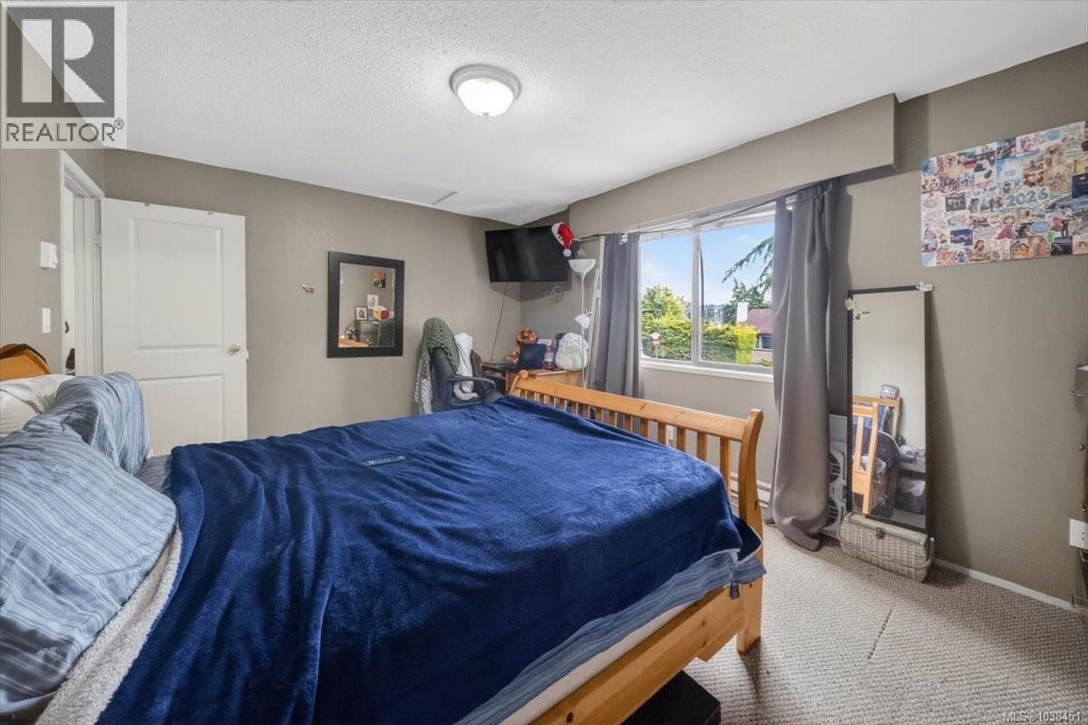 700 Stancombe Rd - 4
