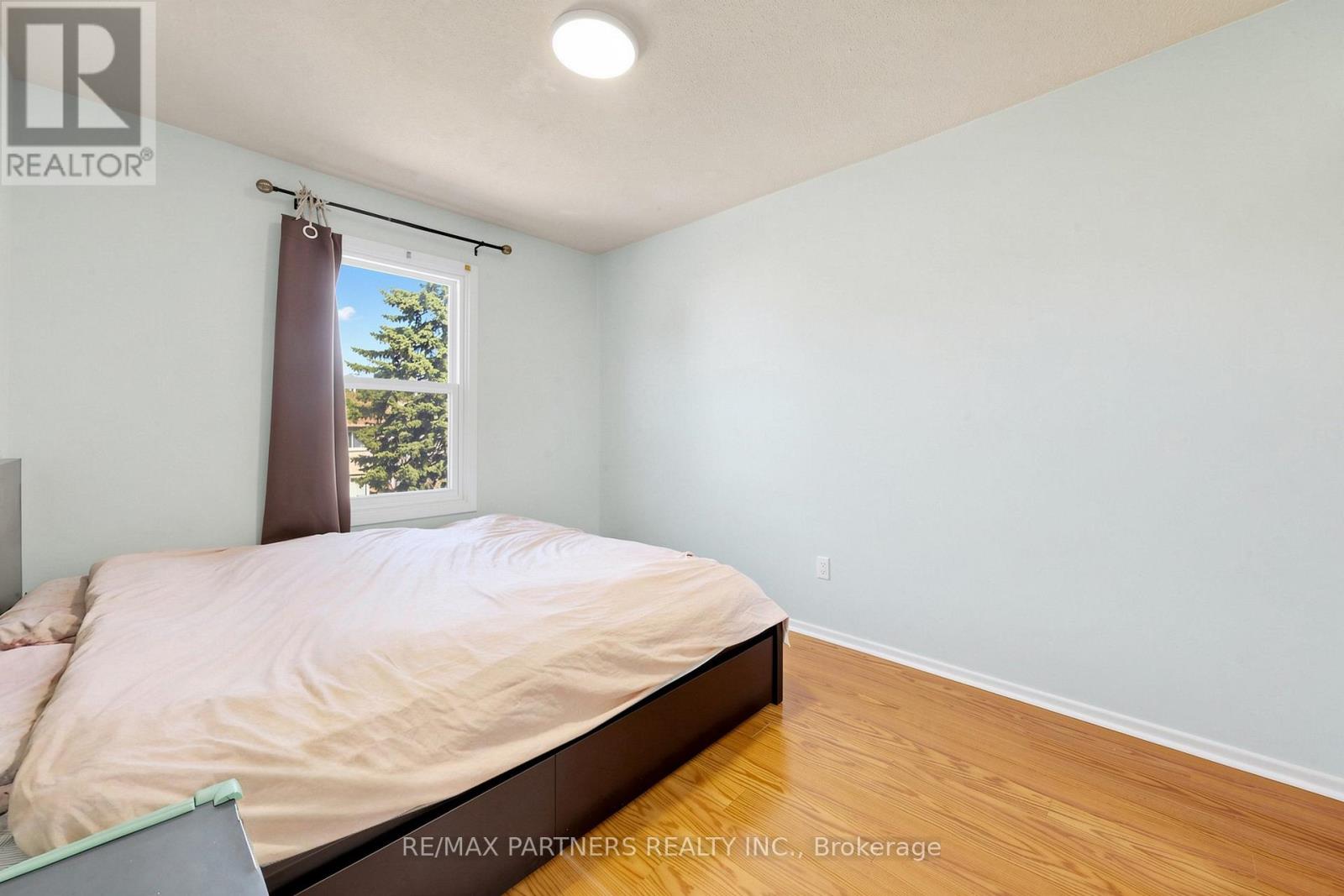#134 201 ALEXMUIR BOULEVARD - 21