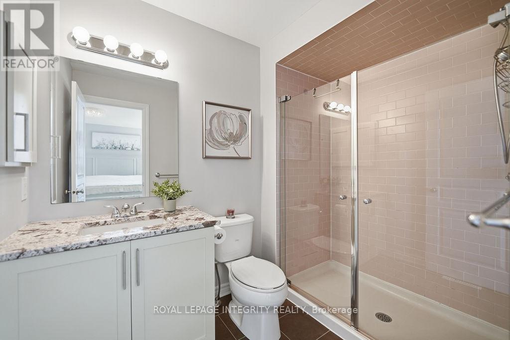 268 KEYROCK DRIVE - 32
