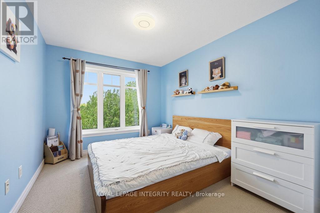 268 KEYROCK DRIVE - 36