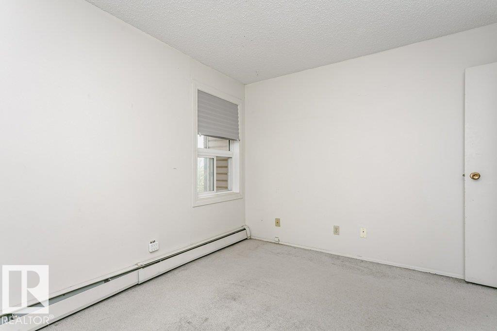 #71 11255 31 AV NW - 14