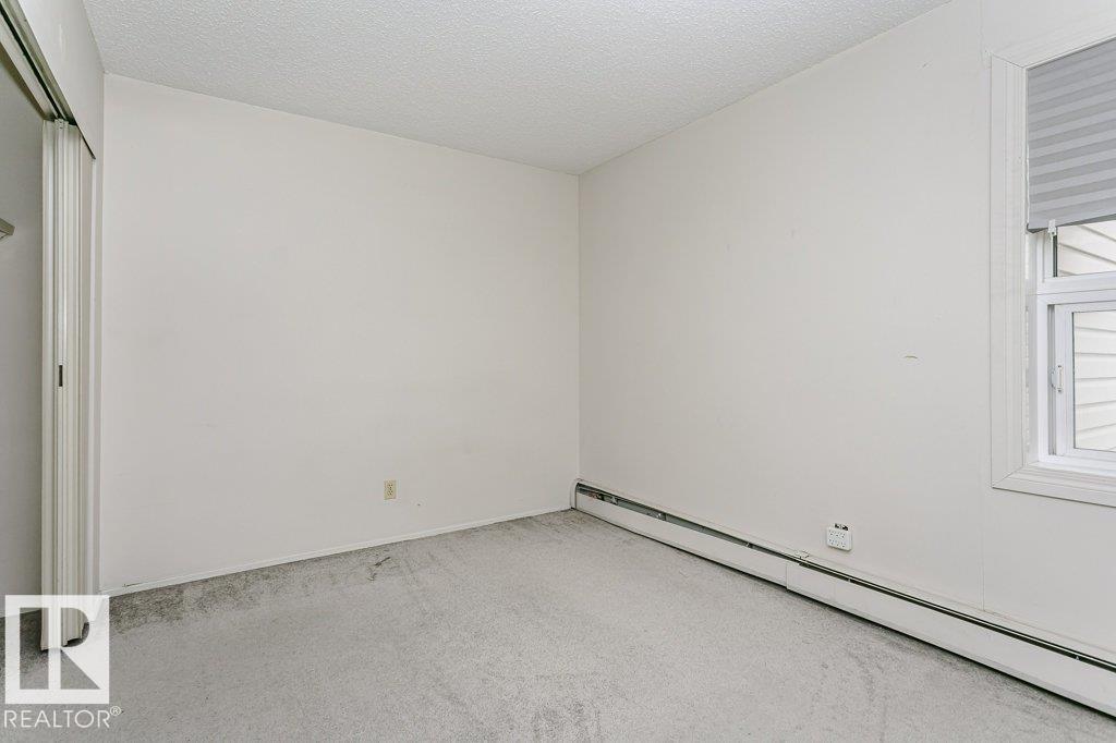 #71 11255 31 AV NW - 15