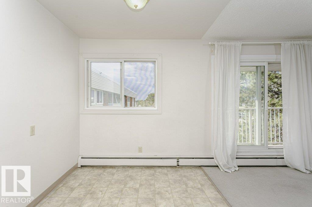 #71 11255 31 AV NW - 12
