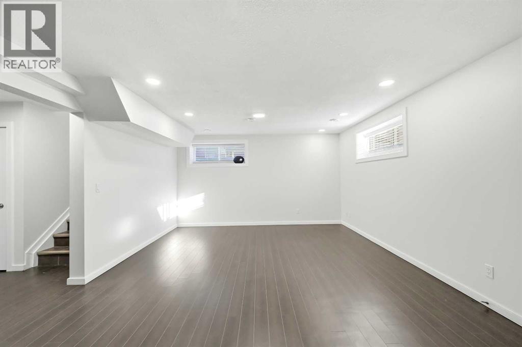 59 Redstone Park NE - 37