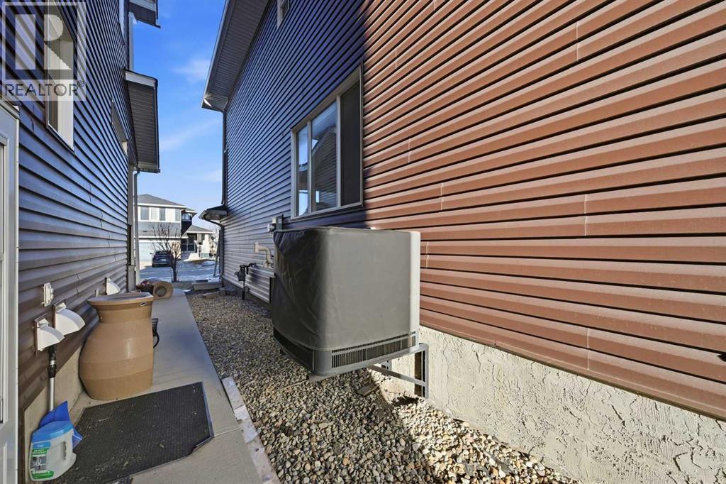 59 Redstone Park NE - 42