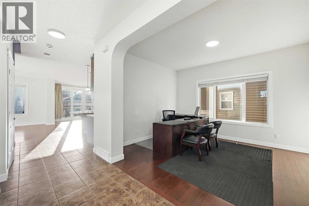 59 Redstone Park NE - 5