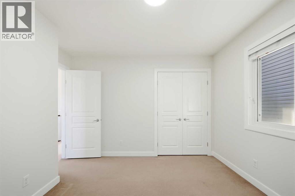 59 Redstone Park NE - 29