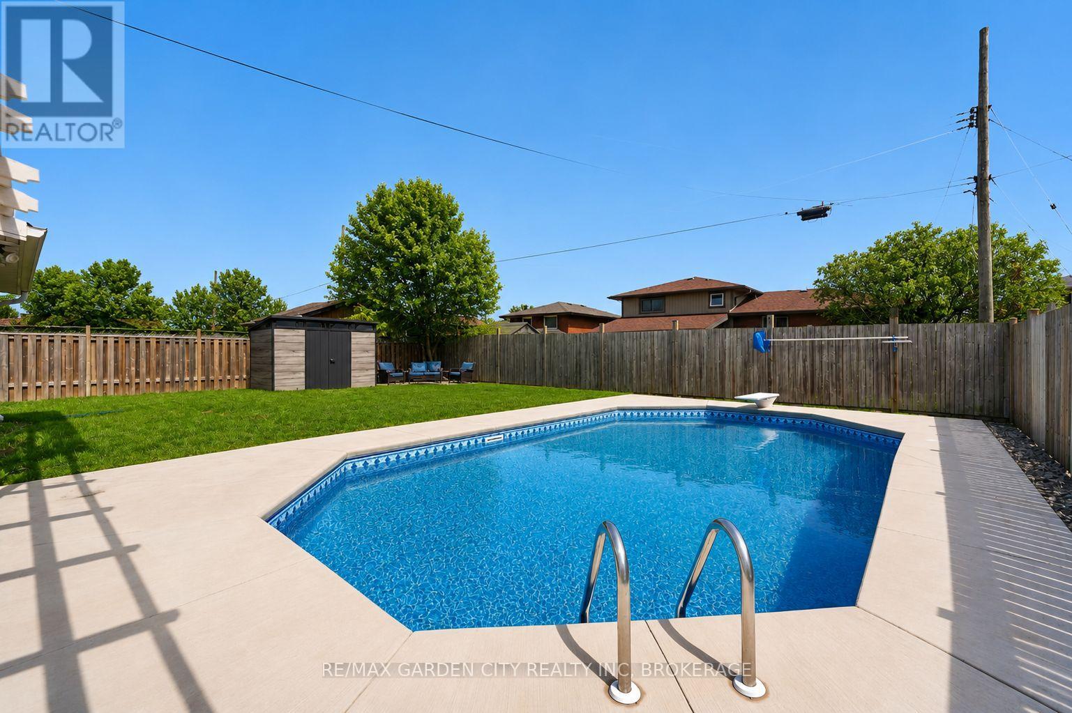 77 BALMORAL AVENUE - 31