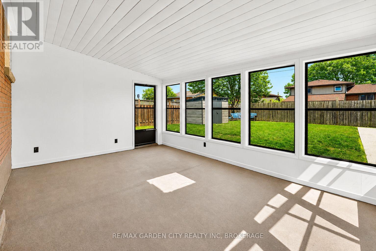 77 BALMORAL AVENUE - 35